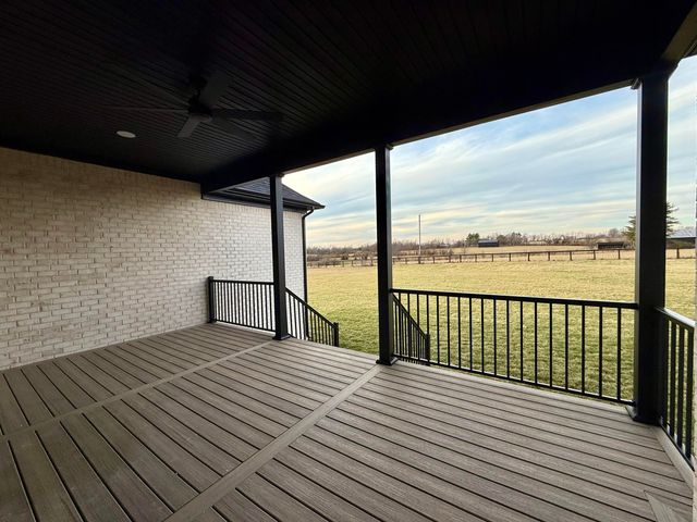 108 Crawford Creek Drive, Nicholasville, KY 40356