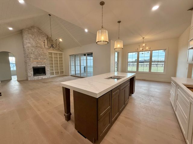 108 Crawford Creek Drive, Nicholasville, KY 40356