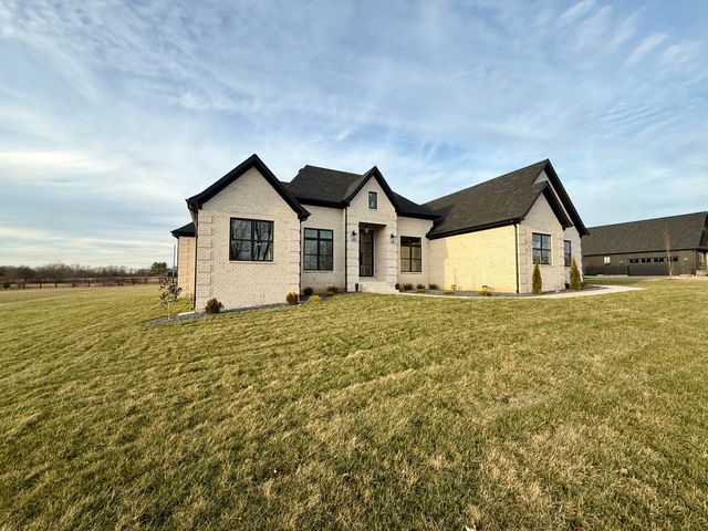 108 Crawford Creek Drive, Nicholasville, KY 40356