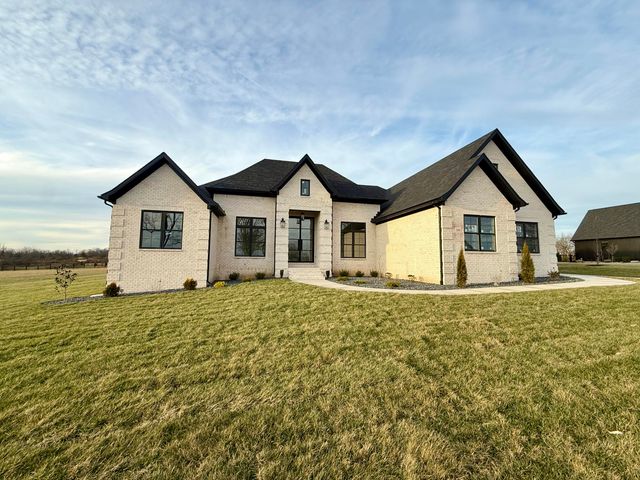 108 Crawford Creek Drive, Nicholasville, KY 40356
