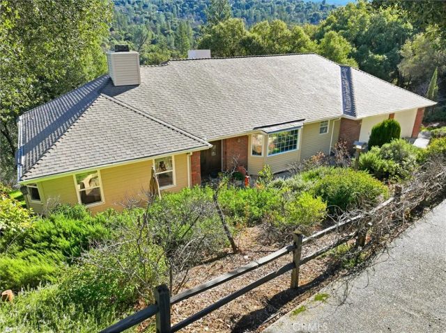 39309 Forest Park Lane, Oakhurst, CA 93644
