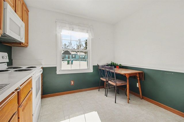 31748 Rosslyn Avenue, Garden City, MI 48135