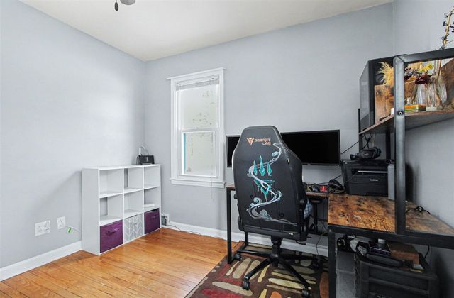 31748 Rosslyn Avenue, Garden City, MI 48135