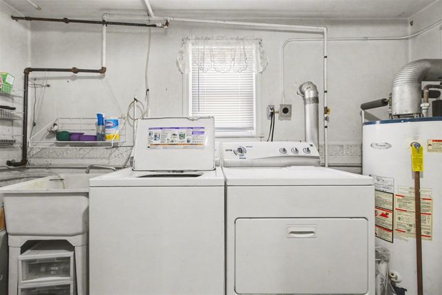 31748 Rosslyn Avenue, Garden City, MI 48135