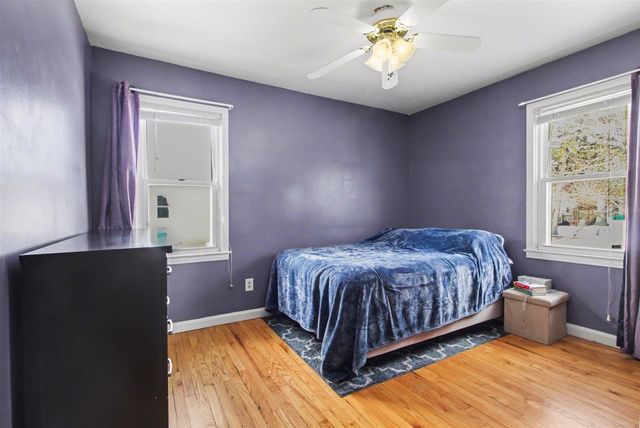 31748 Rosslyn Avenue, Garden City, MI 48135