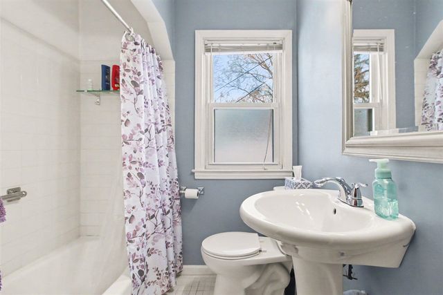 31748 Rosslyn Avenue, Garden City, MI 48135