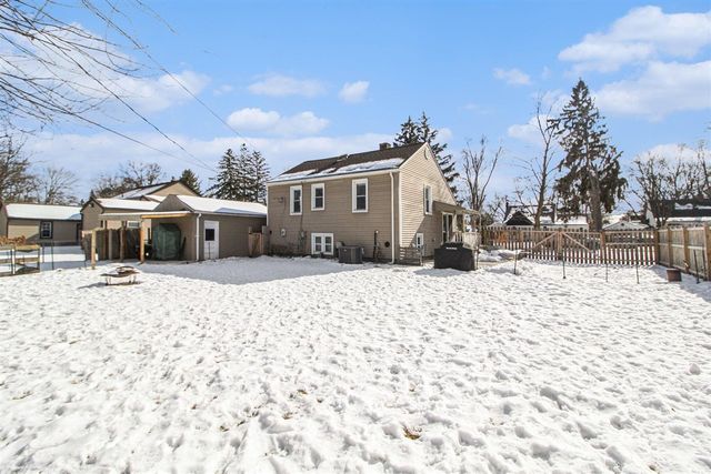 31748 Rosslyn Avenue, Garden City, MI 48135