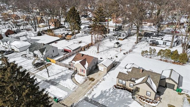 31748 Rosslyn Avenue, Garden City, MI 48135