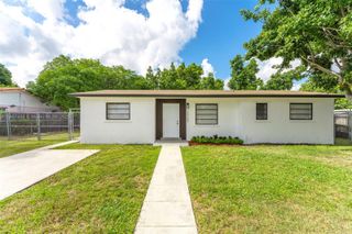 12100 SW 191st Ter, Miami, FL 33177