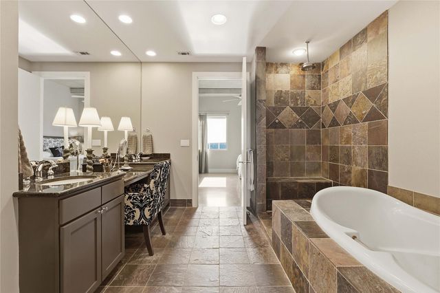 800 W 5th ST 1001, Austin, TX 78703