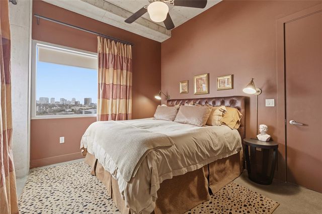 800 W 5th ST 1001, Austin, TX 78703