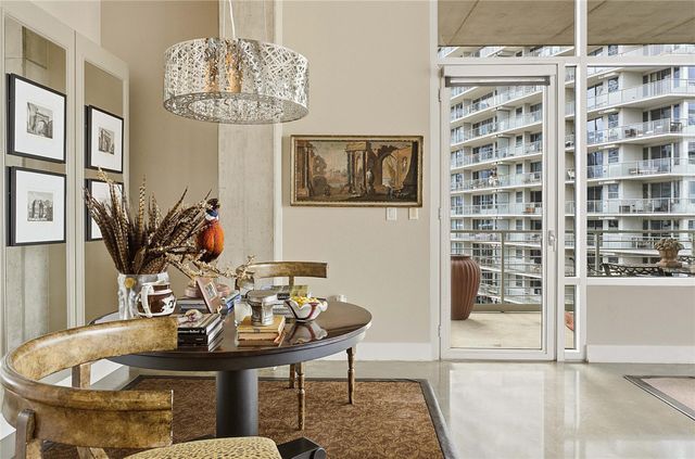 800 W 5th ST 1001, Austin, TX 78703