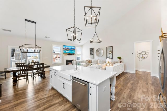 6283 Six String Court, Fort Mill, SC 29708