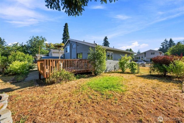 29821 47th Place S, Auburn, WA 98001