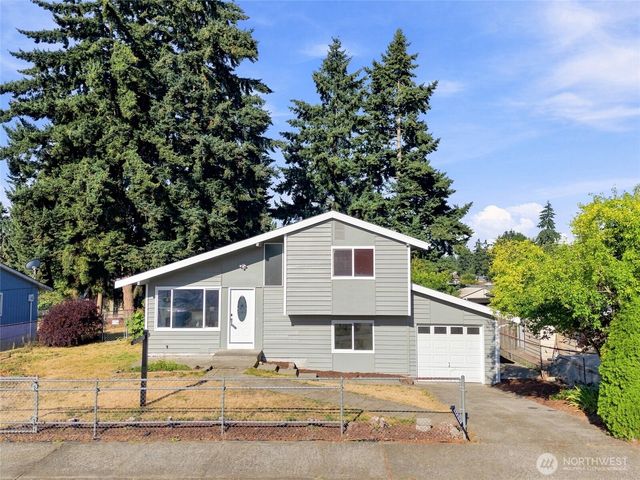 29821 47th Place S, Auburn, WA 98001