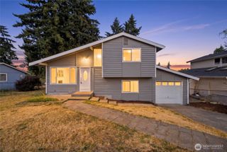 29821 47th Place S, Auburn, WA 98001