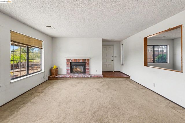 1757 Stuart Ct, Benicia, CA 94510