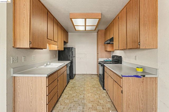 1757 Stuart Ct, Benicia, CA 94510