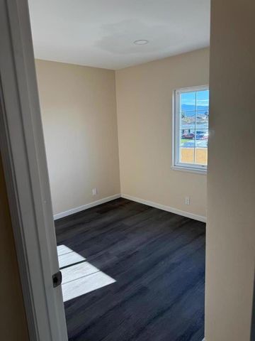 1588 Cherokee Drive, Salinas, CA 93906