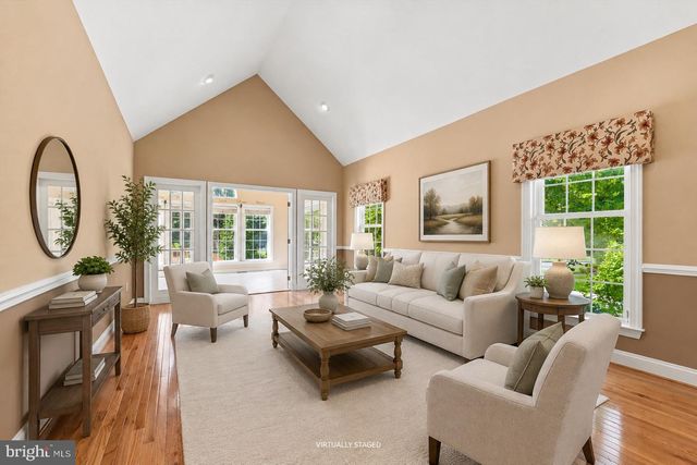 219 BIRKDALE DR, Blue Bell, PA 19422