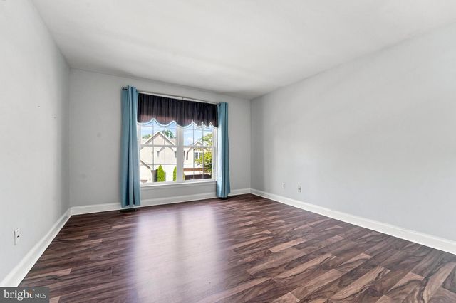 219 BIRKDALE DR, Blue Bell, PA 19422