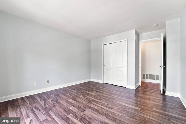 219 BIRKDALE DR, Blue Bell, PA 19422