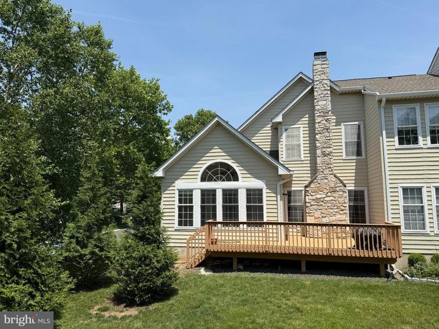 219 BIRKDALE DR, Blue Bell, PA 19422