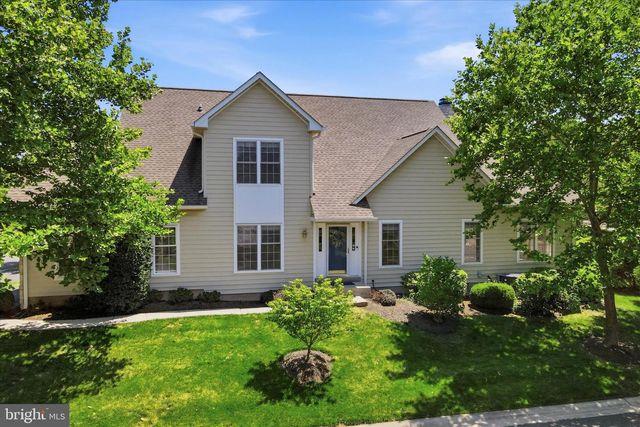 219 BIRKDALE DR, Blue Bell, PA 19422