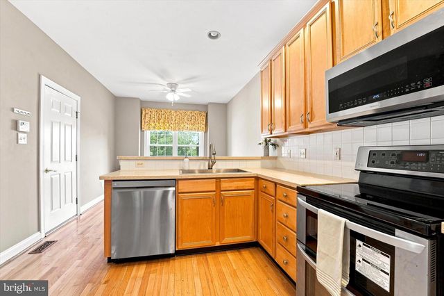 219 BIRKDALE DR, Blue Bell, PA 19422