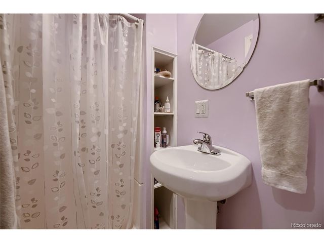 1275 Braewood Ave, Highlands Ranch, CO 80129