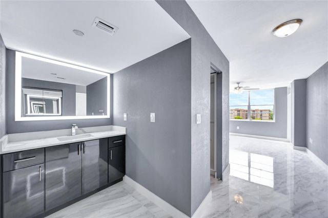 1100 Saint Charles Place 708, Pembroke Pines, FL 33026