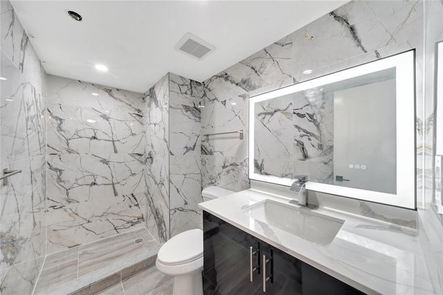 1100 Saint Charles Place 708, Pembroke Pines, FL 33026