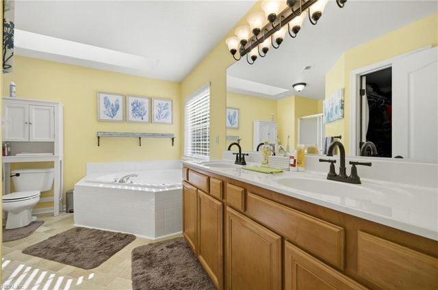 2585 Kentucky Derby DR, Virginia Beach, VA 23456