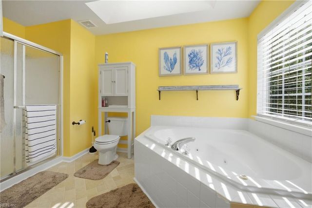 2585 Kentucky Derby DR, Virginia Beach, VA 23456