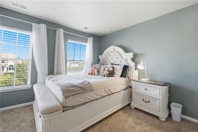 2585 Kentucky Derby DR, Virginia Beach, VA 23456