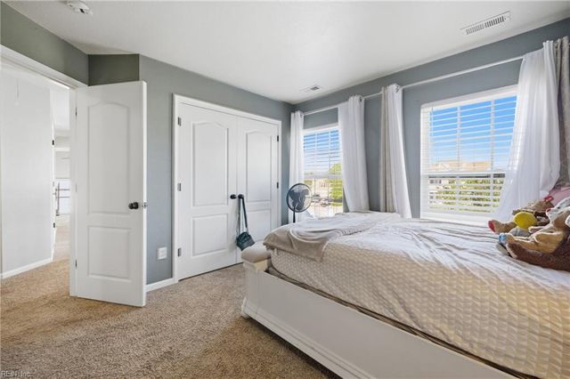 2585 Kentucky Derby DR, Virginia Beach, VA 23456