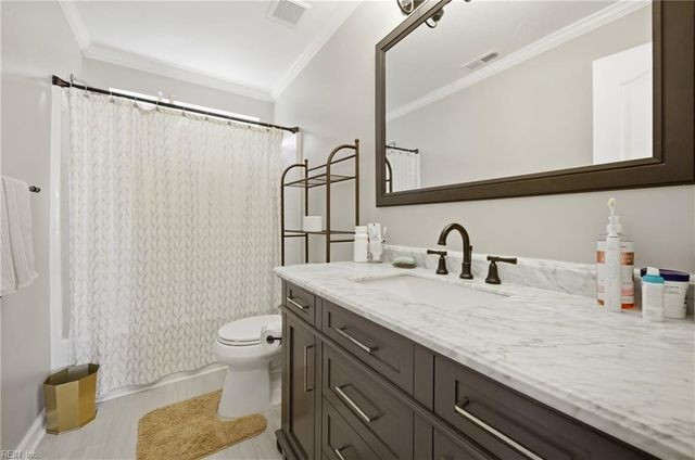 2585 Kentucky Derby DR, Virginia Beach, VA 23456