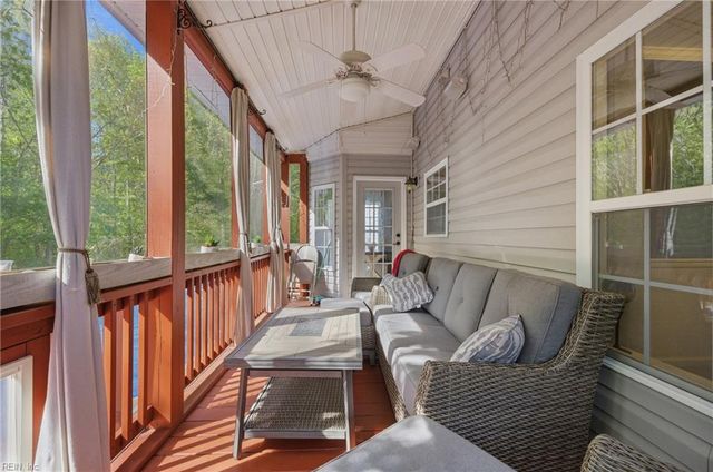 2585 Kentucky Derby DR, Virginia Beach, VA 23456