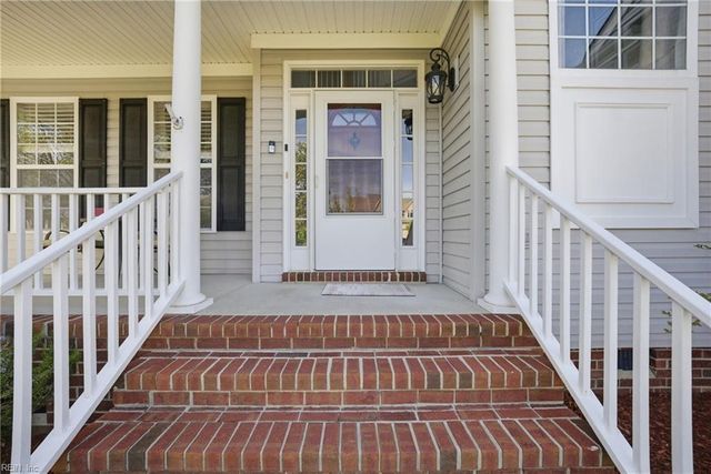 2585 Kentucky Derby DR, Virginia Beach, VA 23456