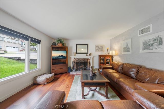 1860 Fernridge, San Dimas, CA 91773