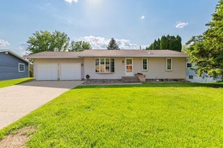 30 Brand Avenue, Faribault, MN 55021