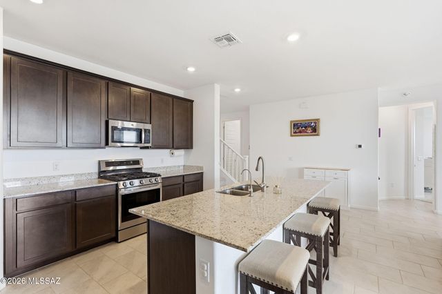 17478 S Grassland Way, Vail, AZ 85641