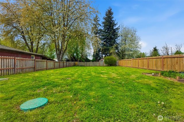 5802 108th Avenue Ct E, Puyallup, WA 98372