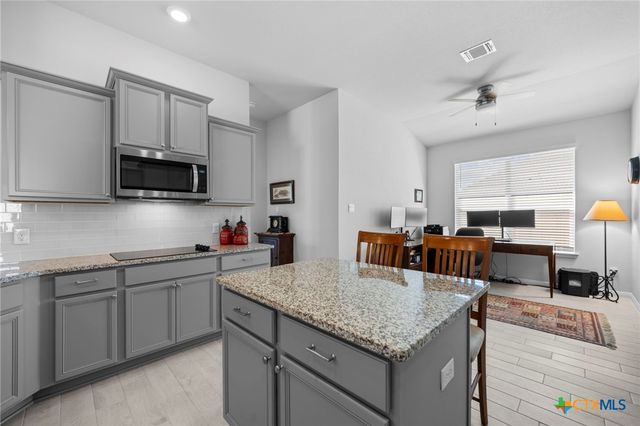 15019 Planeview Drive, Salado, TX 76571