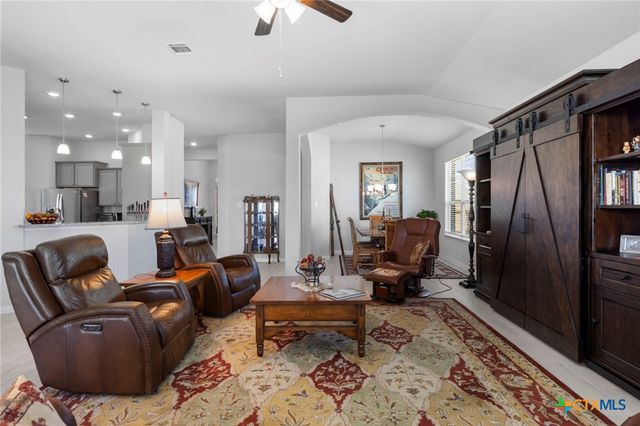 15019 Planeview Drive, Salado, TX 76571