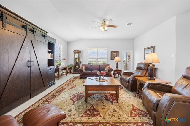 15019 Planeview Drive, Salado, TX 76571