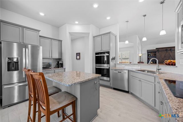 15019 Planeview Drive, Salado, TX 76571