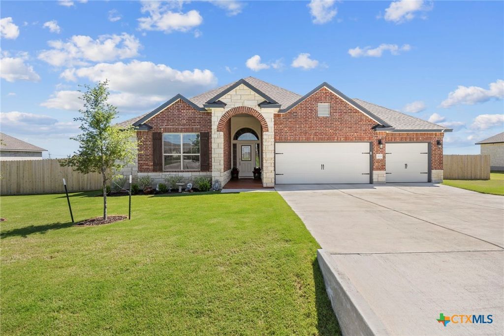 15019 Planeview Drive, Salado, TX 76571
