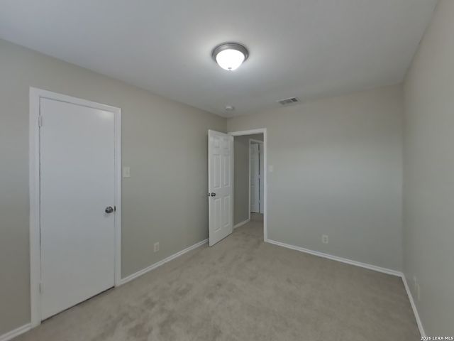 8015 CHESTNUT BARR DR, Converse, TX 78109