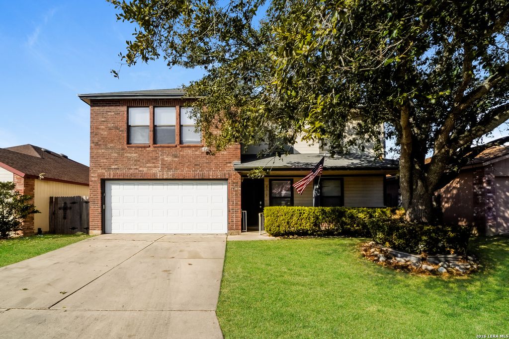 8015 CHESTNUT BARR DR, Converse, TX 78109